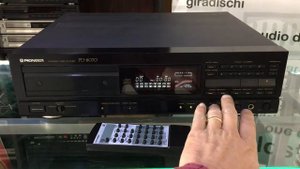 Pioneer PD 8070 cd player with TDA1541 DAC chip