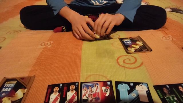 PANINI FIFA 365 2024 смотреть онлайн