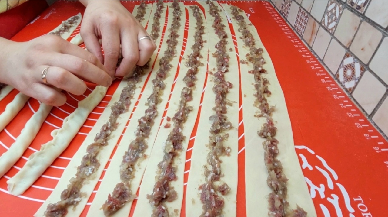 Покоряет сразу, Хоть каждый день подавайте / Вкусный ужин за 30 минут! Ленивые пельмени