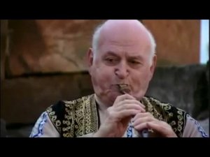 Isabel Bayrakdarian and The Minasyan Duduk Quartet   Dle Yaman    Music of Armenia