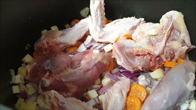 Тушеная курица с овощами в скороварке. смотреть онлайн