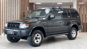 ЧЕСТНЫЙ ОБЗОР ОТ АВТО ПАПАТАЙМ НА MITSUBISHI PAJERO 1998 ГОДА.mp4