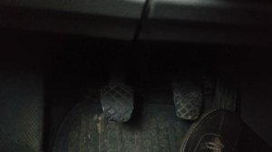 VW Golf 6 1.6 TDI треск при нажатии на педаль газа