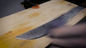 Заточка Tramontina Machetes Мачете / Полевые испытания опции для заточки длинномерных клинков.