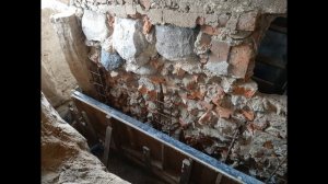 Фундамент на сваях с подвальным помещением. Погреб под домом.
