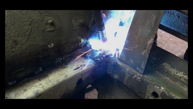 ЭКСПРЕСС РЕМОНТ За 2 дня. Восстановление ВАЗ-2106 из ХЛАМА в ШОКОЛАДКУ. смотреть онлайн