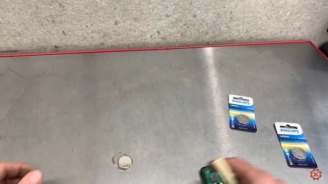 Замена батарейки в ключе Volvo / volvo key battery replacement смотреть онлайн