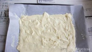 Новогодний бисквитный рулет с масляным кремом Снежная зима