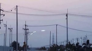 Огромный плоский диск был заснят человеком ранним утром где-то в Калифорнии