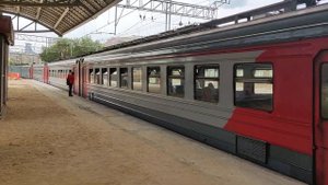Электропоезд ЭД4М-0142 сообщением "Москва-Ипподром"