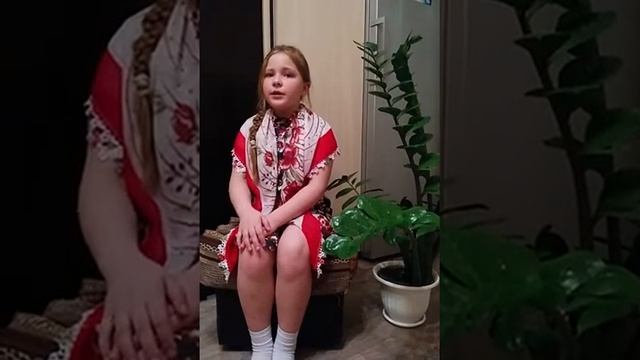 Страна читающая - Рамина Садретдинова читает  сказку «Падчерица» (Русский фольклор)