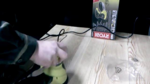 Обзор шлифмашинки. Эксцентриковая шлифмашина Ryobi 3001144ROS300