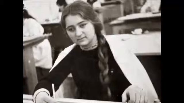 Маленькая страна смотреть онлайн