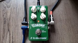 TC Electronic Corona Chorus Tone Print CE-1 "Dan´s Broken Ensemble" demo