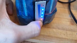 Установка индикаторов заряда в аккумуляторы с разъёмом Makita