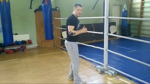 Совмещение ударов с передвижением в боксе