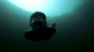 663 Ft Underwater base jump into Dean's Blue Hole no oxygen