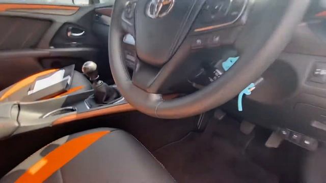 2018 Toyota Avensis 1.6 D4D Luna Leather Interior + Chrome Pack смотреть онлайн