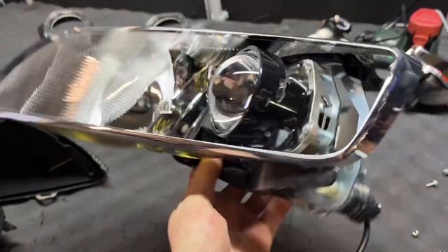 Volvo XC70 afs - замена линз на диодные Expression