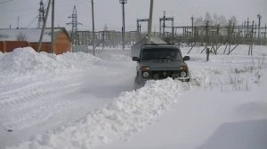 Нива 2131 по снегу