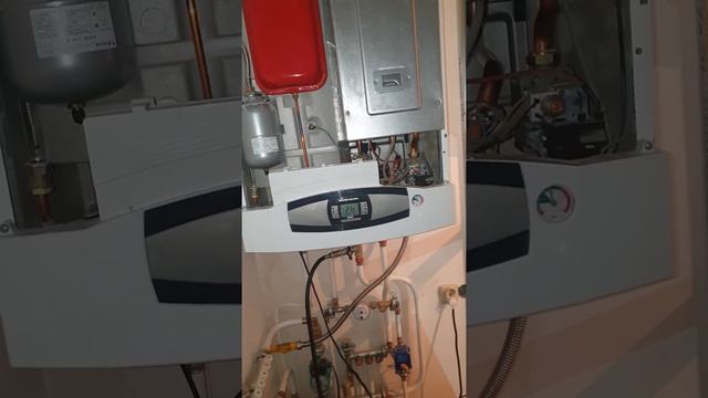 baxi nuvola 3 comfort 320 fi стучит ошибка e12 смотреть онлайн