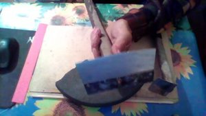 Как заточить тяпку-плоскорез.