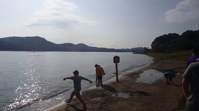 Cave Run Lake in Morehead Kentucky; 8-19-2018 смотреть онлайн