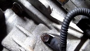 Hyundai i30 CrankShaft Position Sensor Location in Hd
