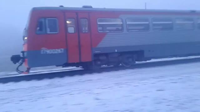 Рельсовый автобус PA1-0069 "РЕДКИЙ НОМЕР " с перегоном Палагиада-Ставрополь в туман смотреть онлайн