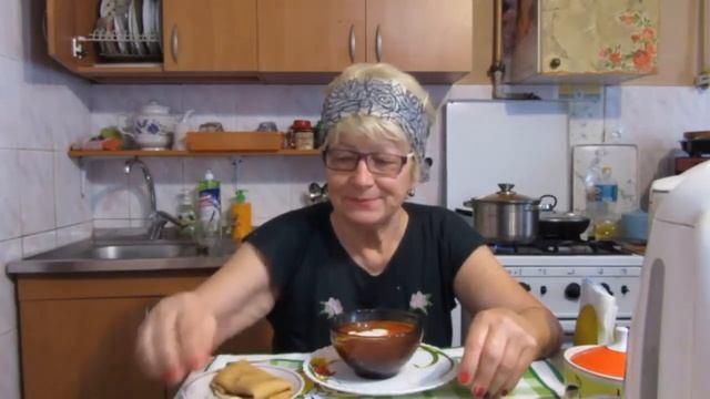 Борщ постный диетический. Украинский борщ со сметаной, первое блюдо на обед смотреть онлайн