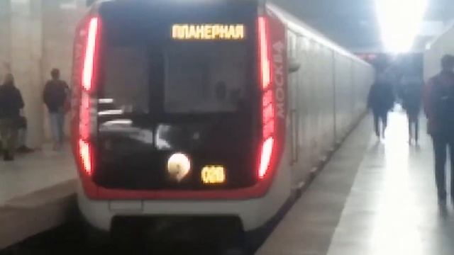 81-765/766/767 Москва На станции Полежаевская Видео 11 июня 2021 г. смотреть онлайн