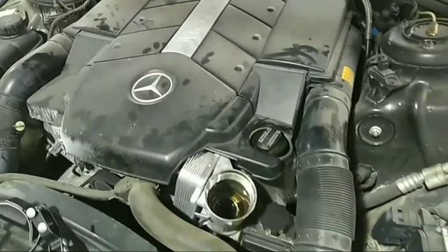 Change oil mercedes benz S500 2004 Model смотреть онлайн