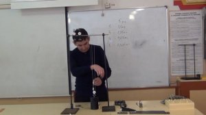 Поднимаем тяжелую гирю при помощи блоков