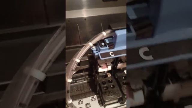 شرح برنتر كانون بكسيما printert G1411 وكيفيه ملىء الحبر والتشغيل.وطبع ورقه ملونه فى اخر الفديو . смотреть онлайн