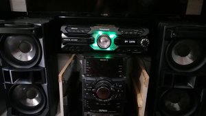 Panasonic MAX3500 tocando CD original.