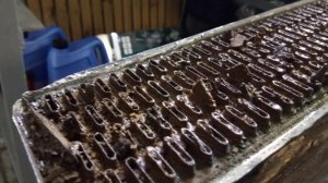 Распаяли радиатор Урал лесовоз, а там сюрприз.)