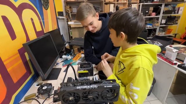 2 друга НАКОНЕЦ-ТО собрали Крутую Игровую Сборку на RTX3060, чтобы подарить Вам!!! ?? смотреть онлайн