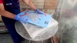 Штампую такие поделки как горячие пирожки!Для производства из оборудования кусок пенополистирола!