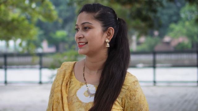 Best Lens for Sony ZV-E10 | Sony E 35mm 1.8 OSS Lens | Low Light Test | Must Have Lens for Sony смотреть онлайн