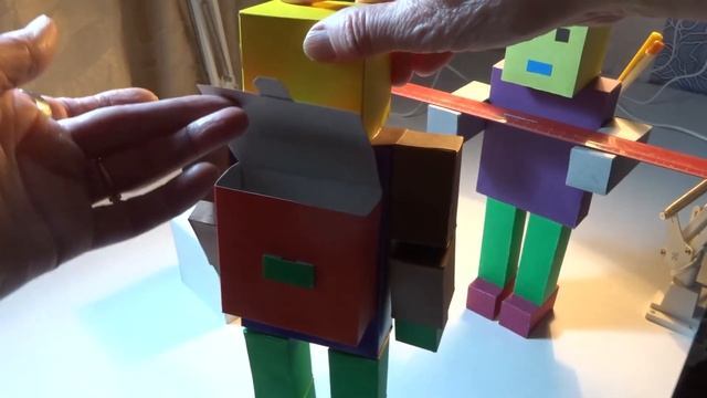 Делаем два робота из параллелепипедов смотреть онлайн