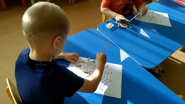 Аппликация "Паучок" первая младшая группа смотреть онлайн
