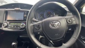 Toyota Corolla Fielder 2017 год, 1.5 Гибрид?, Передний привод, комплектация «WXB?» 4 балла✅