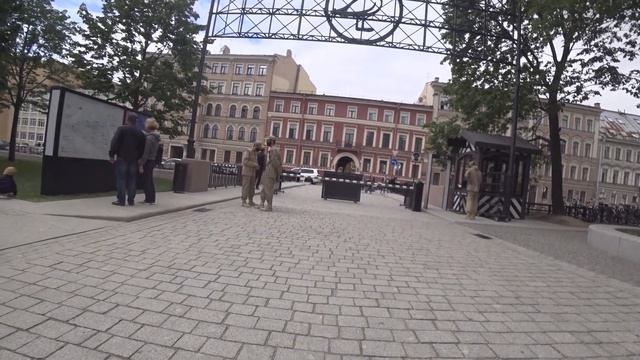 ОСТРОВ НОВАЯ ГОЛЛАНДИЯ ДОСТУПНАЯ СРЕДА/NEW HOLLAND ISLAND. ♿ смотреть онлайн