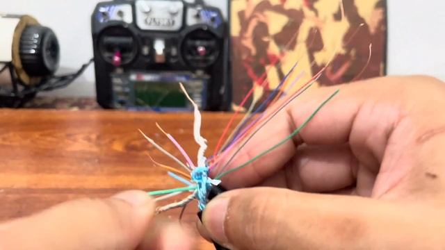 Mix-up VGA cable with HDMi | VGA connects to HDMI without adaptor смотреть онлайн