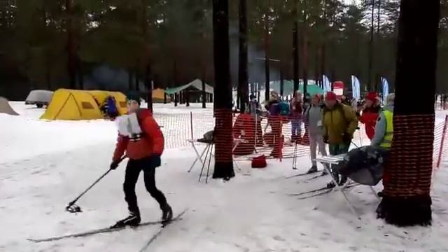 Звездный лыжный поход школьников 2021. Старт команды ДДТ " На реке Сестре"
