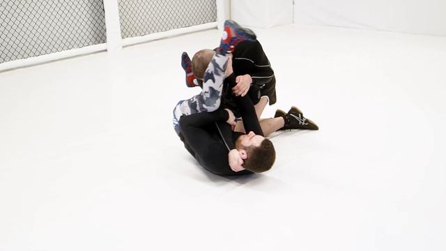Висячка / Flying Armbar ОБУЧАЛКА