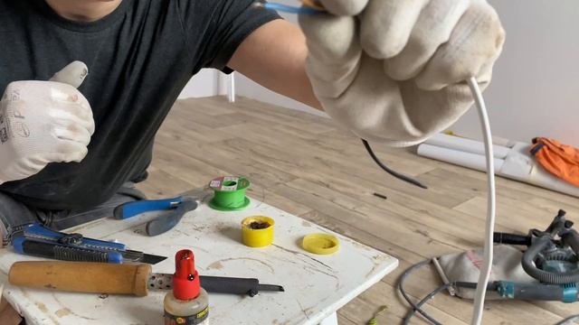 Светодиодная подсветка, пульт и основной свет (монтаж) смотреть онлайн