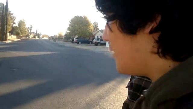 Las aventuras de Javier Episodio 9 (Le voy a venir partiendo la madre a tu vecina wey) смотреть онлайн