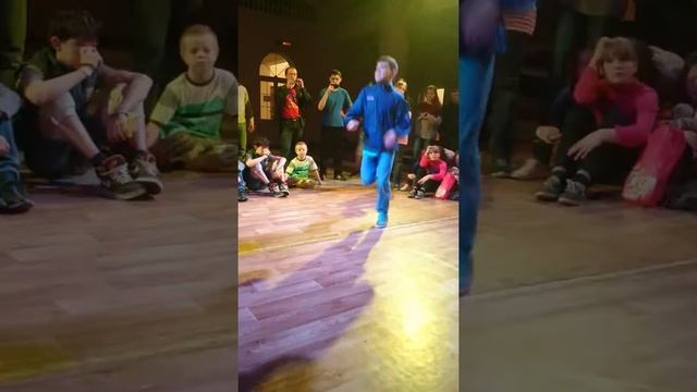 Выйграл соревнование на Бору смотреть онлайн