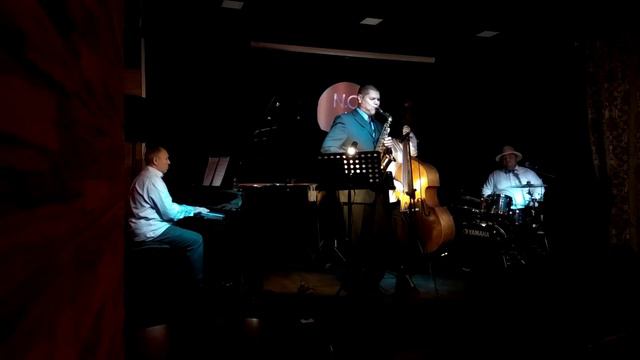 "Call Me Irresponsible"-Jazz Quartet Prestige смотреть онлайн